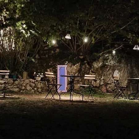 Refugio Del Cares