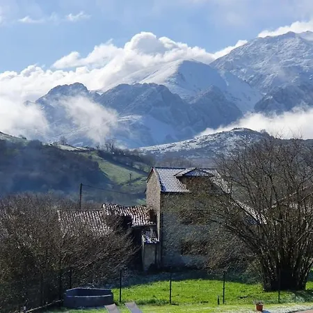 Refugio Del Cares * Ortiguero