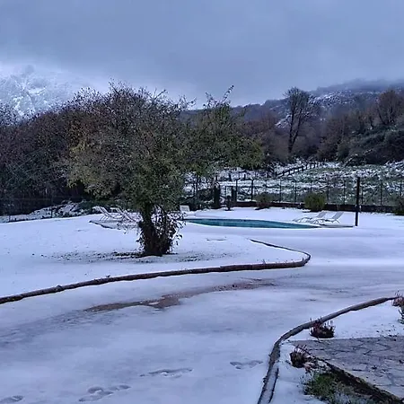 Refugio Del Cares Kır Evi Ortiguero