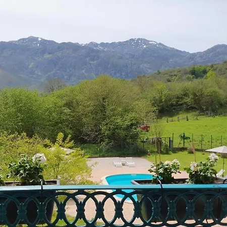 Refugio Del Cares Kır Evi Ortiguero